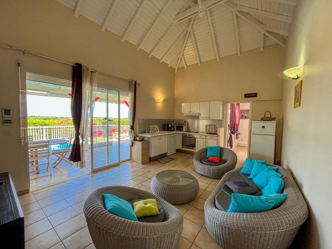 A louer St François Guadeloupe villa 3 chambres pour 6 personnes avec piscine