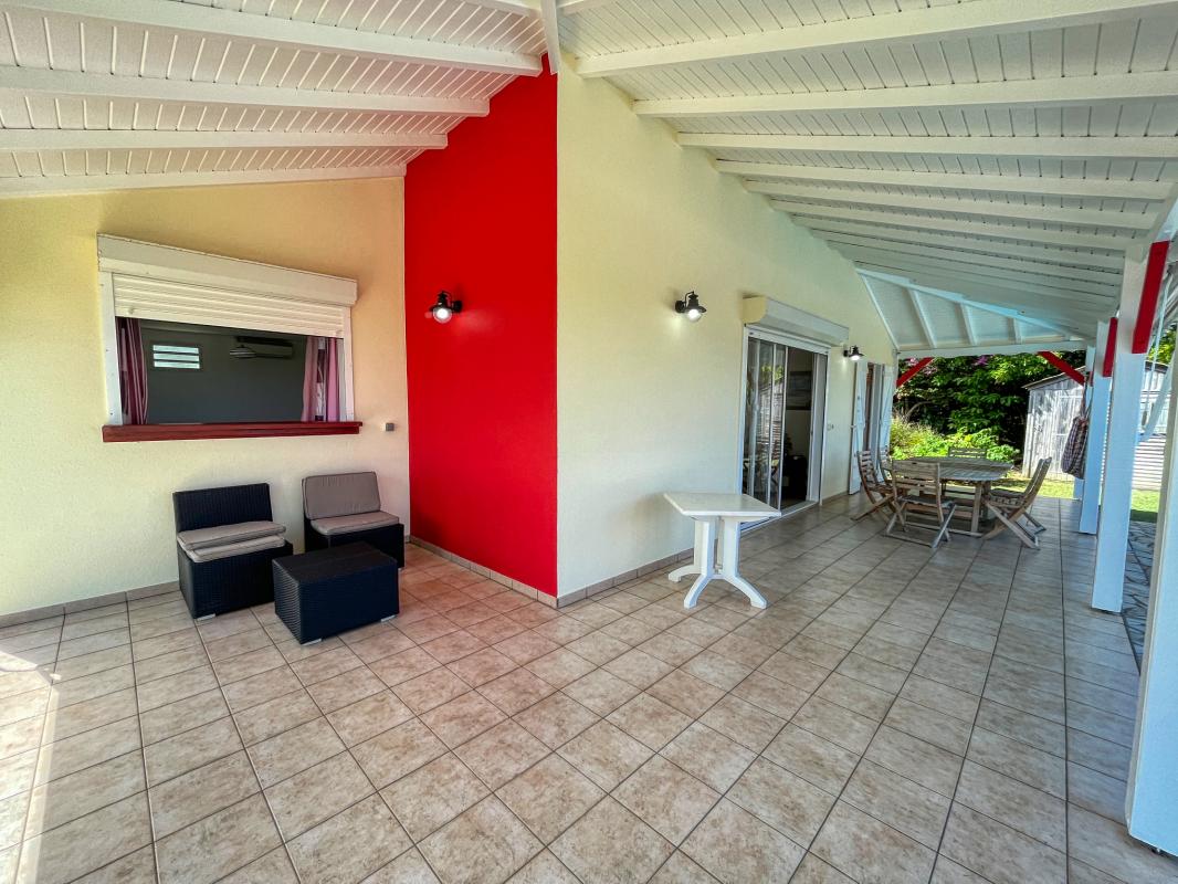 A louer St François Guadeloupe villa 3 chambres pour 6 personnes avec piscine