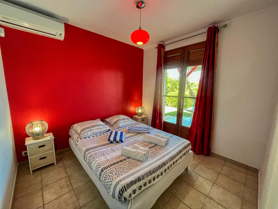 A louer St François Guadeloupe villa 3 chambres pour 6 personnes avec piscine