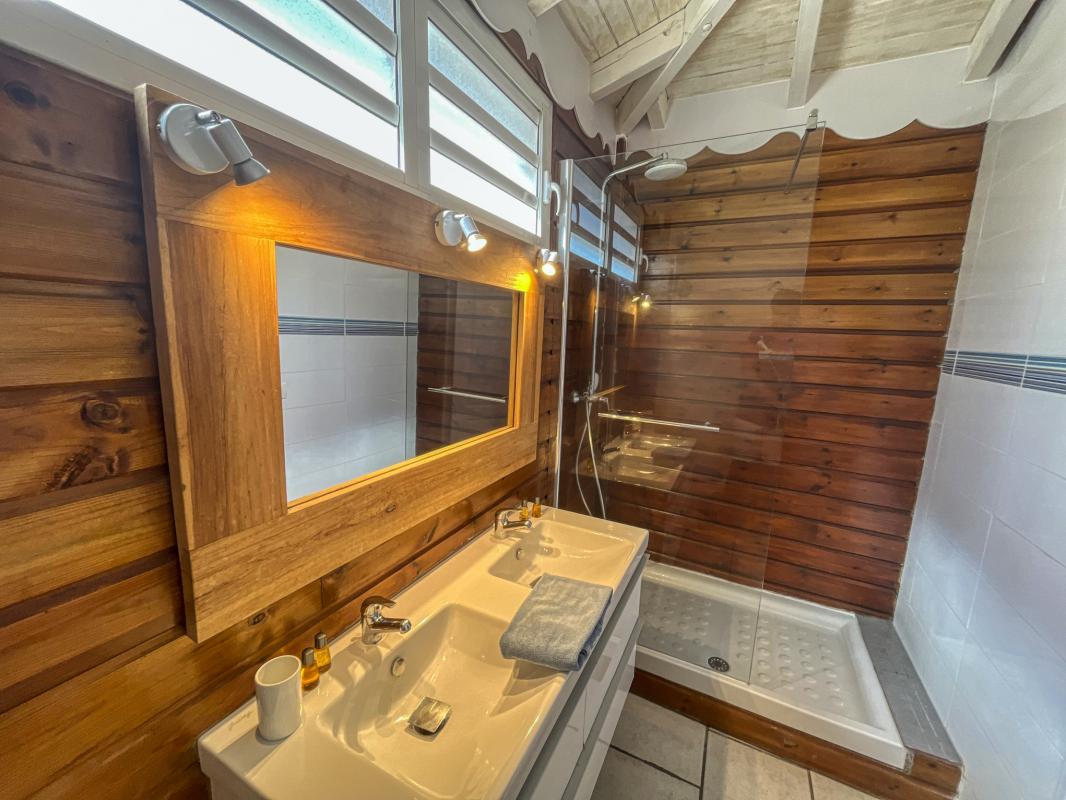Villa à louer Saint François Guadeloupe__chambre 1