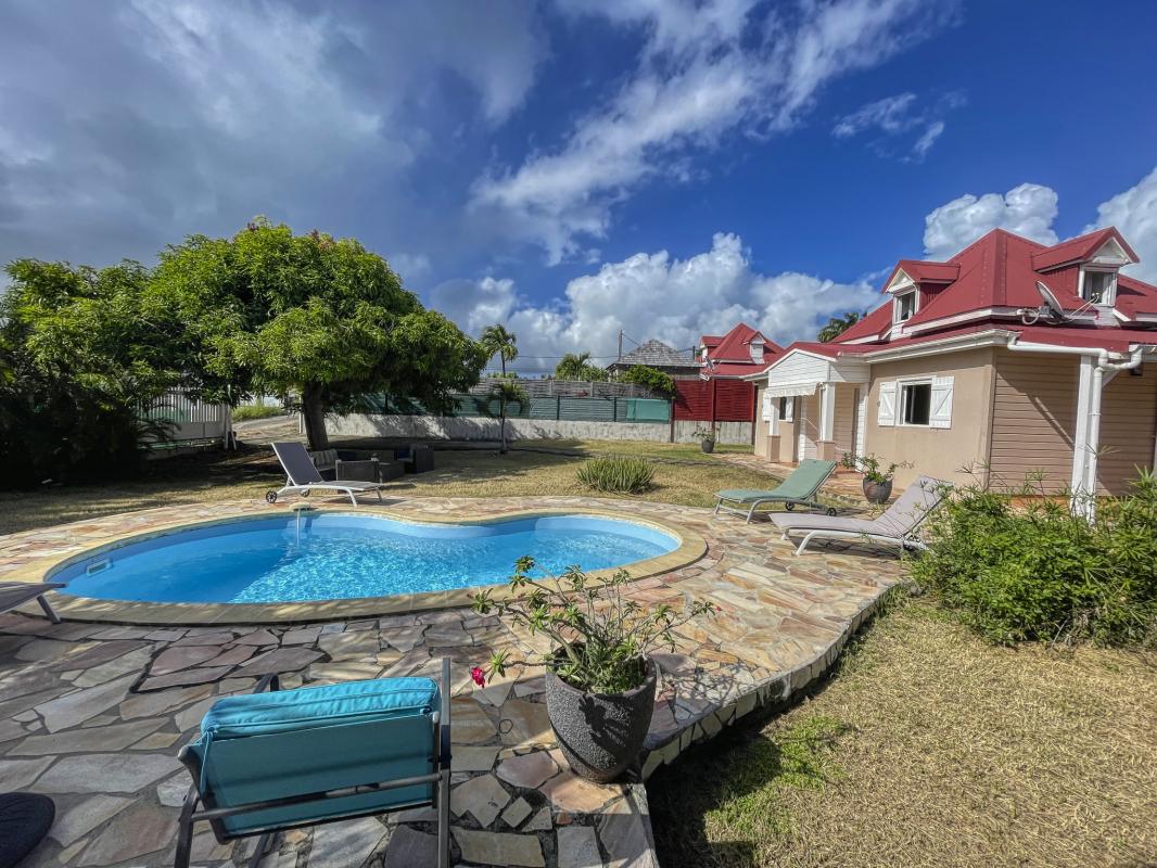 Villa à louer Saint François Guadeloupe__piscine