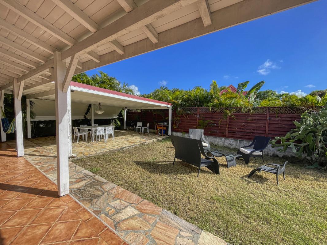 Villa à louer Saint François Guadeloupe__salon ext