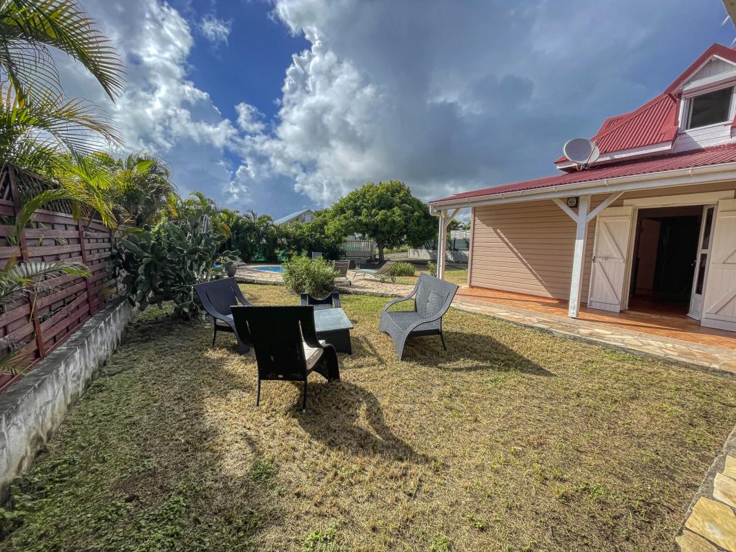 Villa à louer Saint François Guadeloupe__salon ext