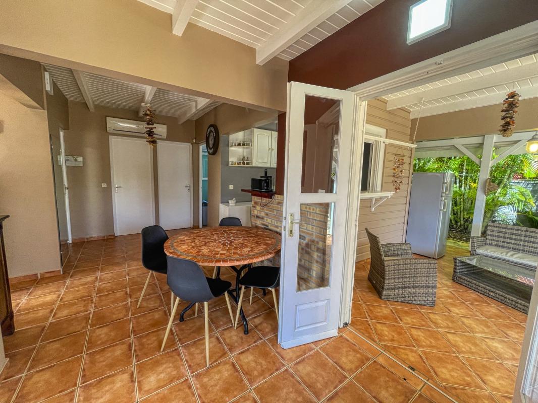 Villa à louer Saint François Guadeloupe__salon inter