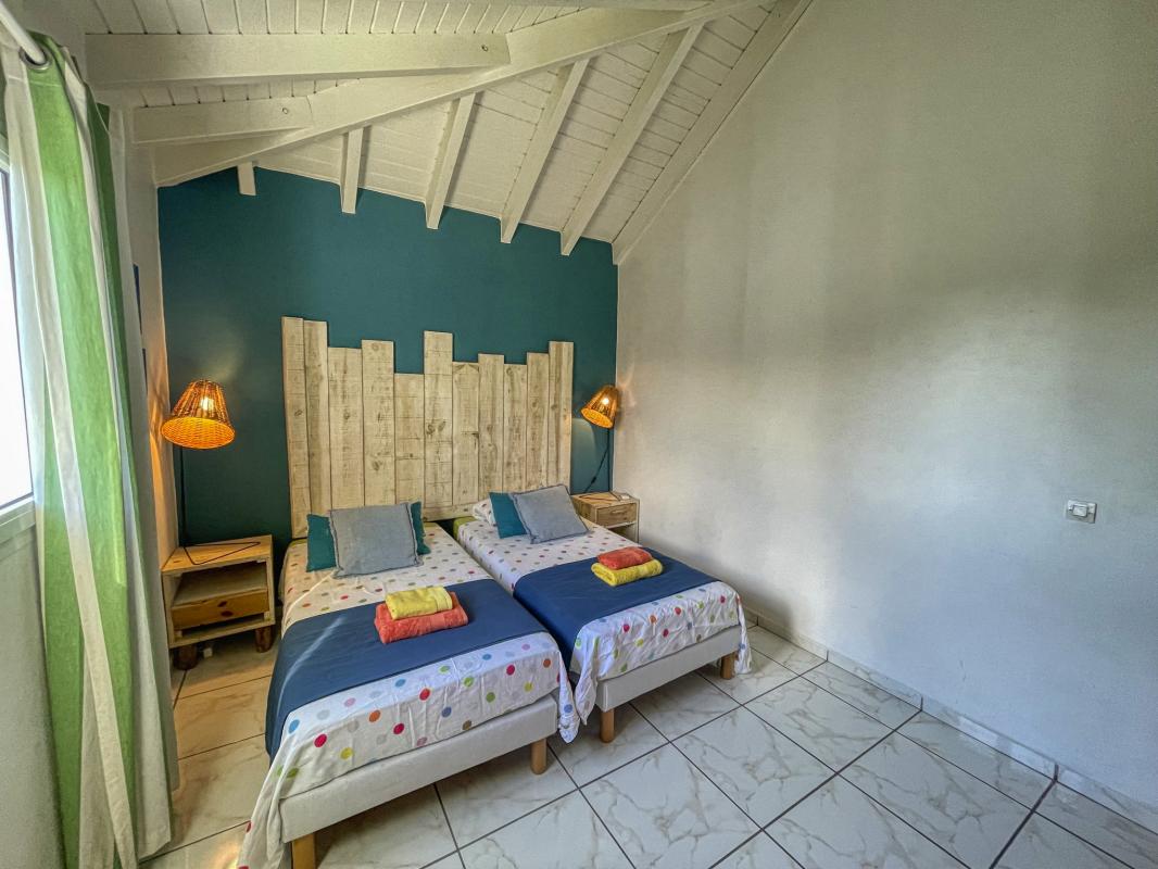 Location villa piscine Saint François Guadeloupe_Chambre enfants