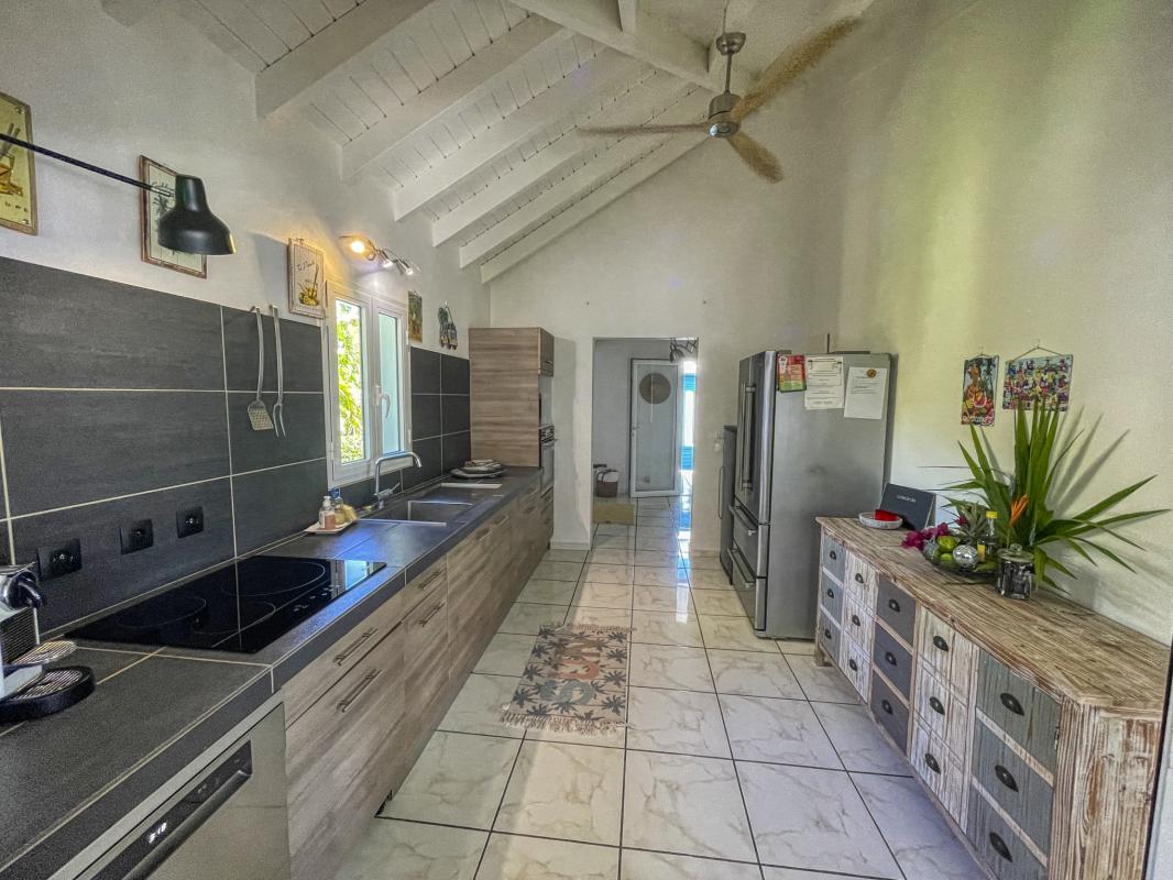 Location villa piscine Saint François Guadeloupe_Cuisine