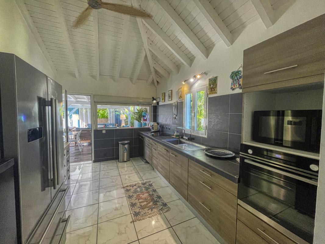 Location villa piscine Saint François Guadeloupe_Cuisine
