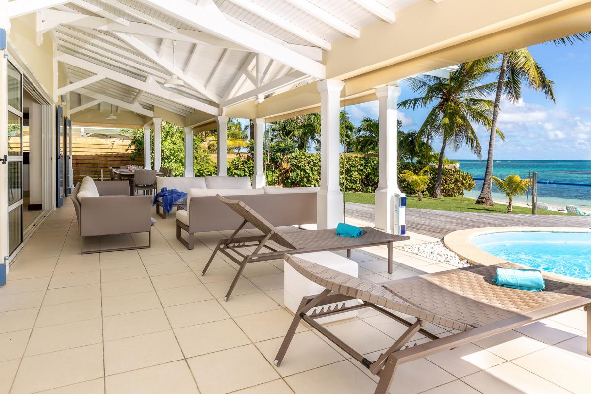 Location villa pieds dans l'eau Guadeloupe au Hamack Saint François