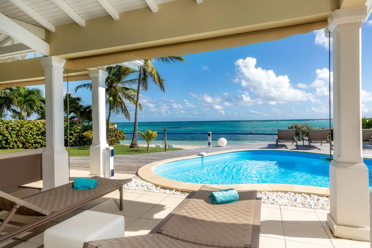 Location villa pieds dans l'eau Guadeloupe au Hamack Saint François