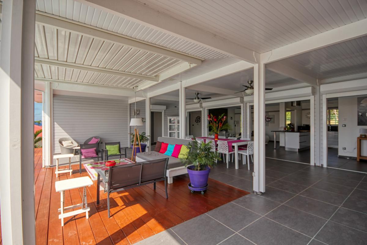 Villa de standing à louer en Guadeloupe - Terrasse