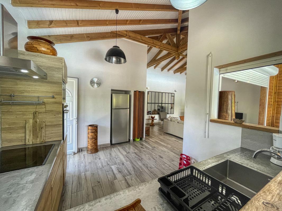 Villa à louer 3 chambres à Saint François Guadeloupe-cuisine