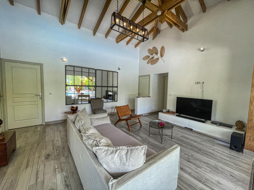 Villa à louer 3 chambres à Saint François Guadeloupe-salon