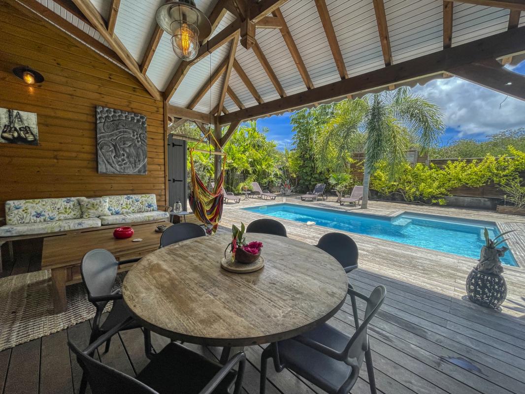 Villa à louer 3 chambres à Saint François Guadeloupe-terrasse