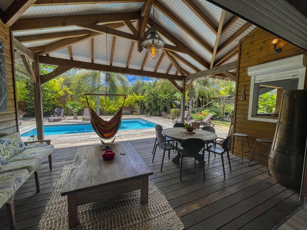 Villa à louer 3 chambres à Saint François Guadeloupe-terrasse