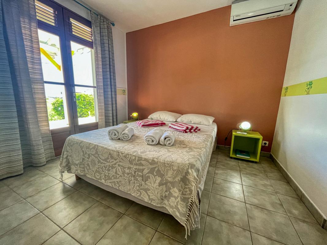 A louer St François Guadeloupe villa 3 chambres pour 6 personnes avec piscine