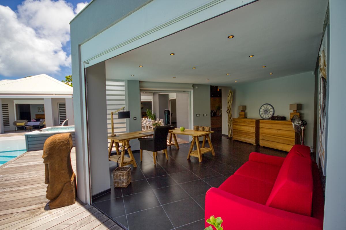 A la location villa 3 chambres pour 10 personnes avec piscine à St François en Guadeloupe