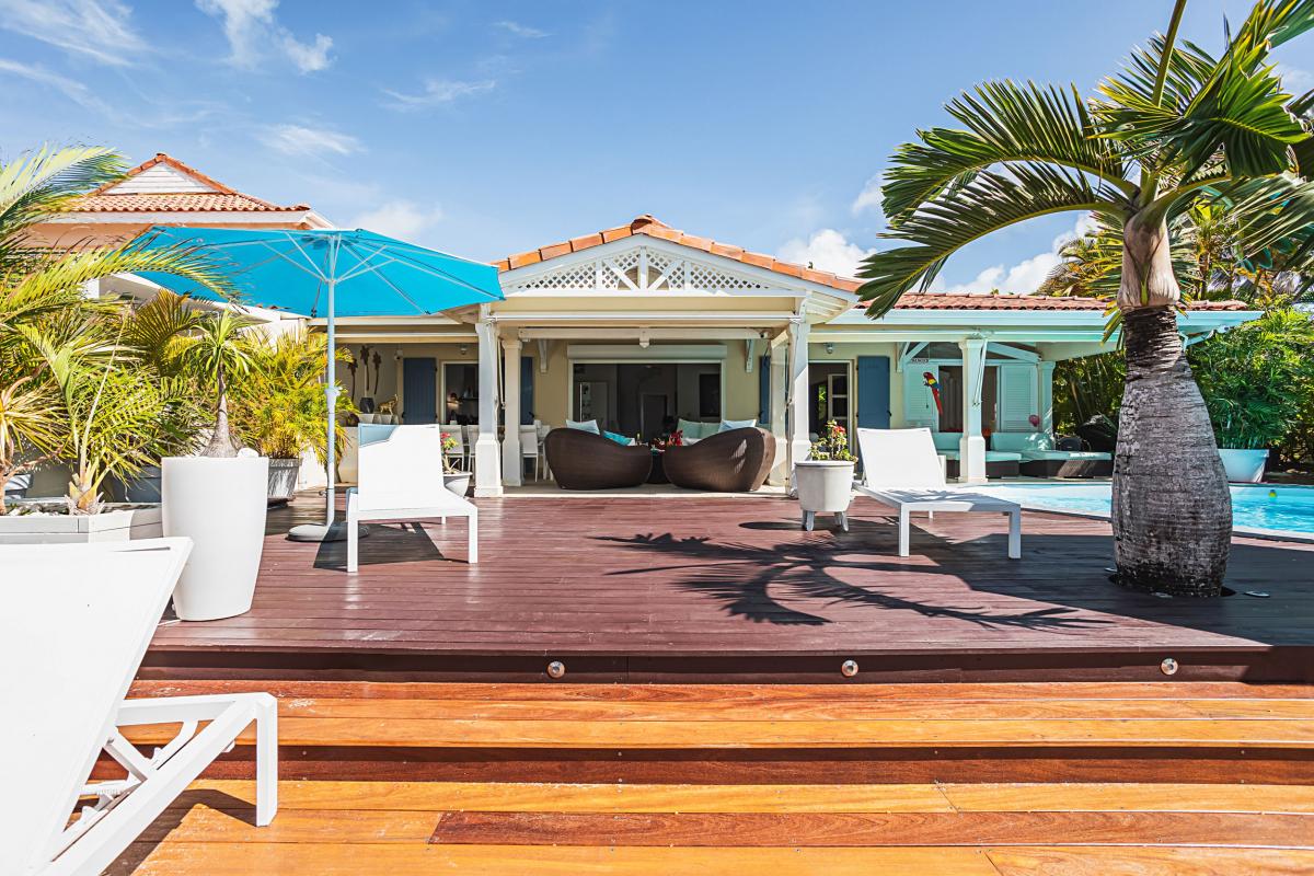 Villa-Pieds-dans-l'eau-Saint-François-Guadeloupe-ensemble