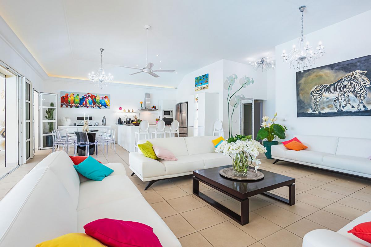 Villa-Pieds-dans-l'eau-Saint-François-Guadeloupe-salon
