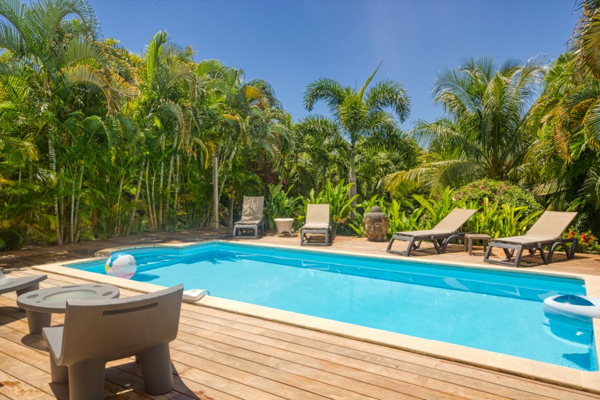 Location villa de standing en Guadeloupe St François avec piscine et jacuzzi 3 chambres pour 6 personnes