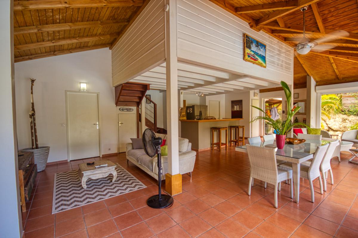 Location villa de standing en Guadeloupe St François avec piscine et jacuzzi 3 chambres pour 6 personnes