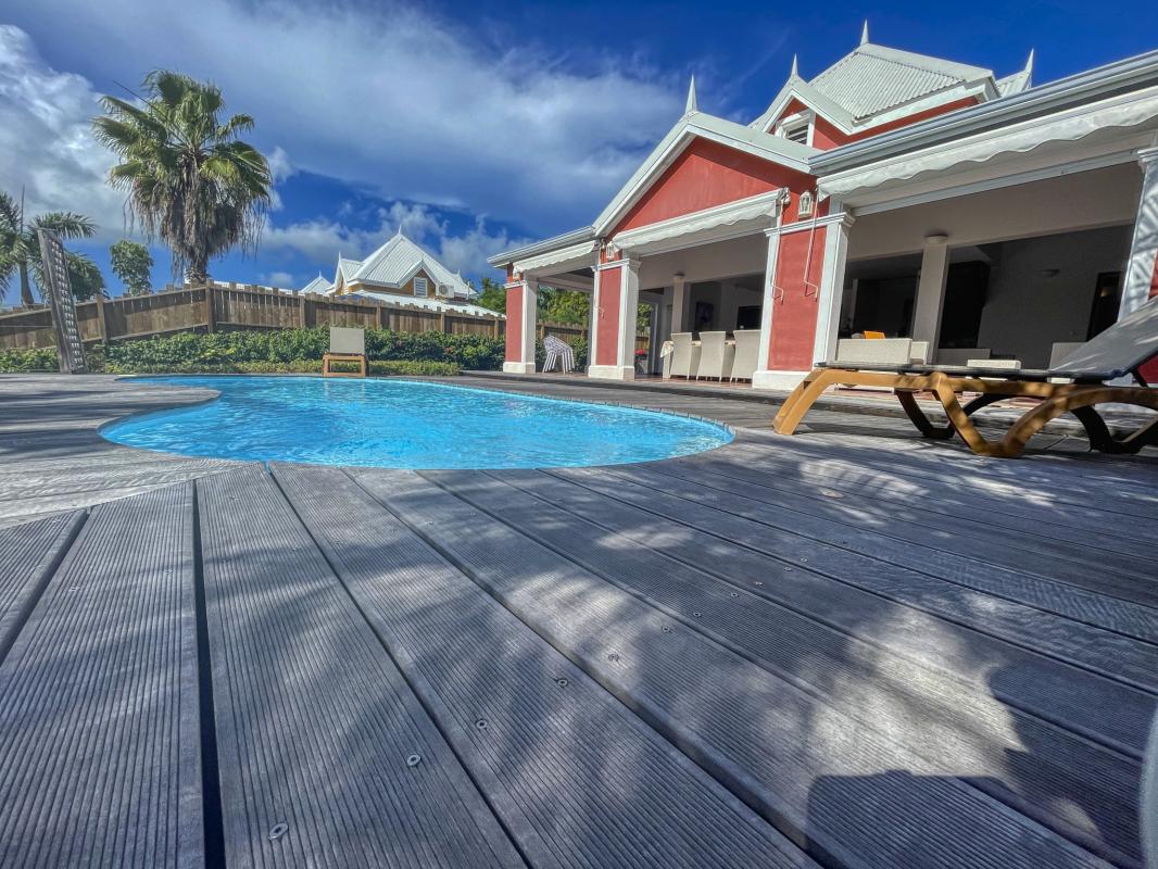 Villa Louisana Park Saint François Guadeloupe__piscine