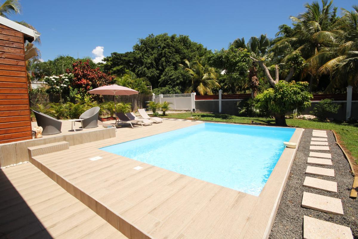 A louer en Guadeloupe villa avec piscine et jacuzzi - La Piscine