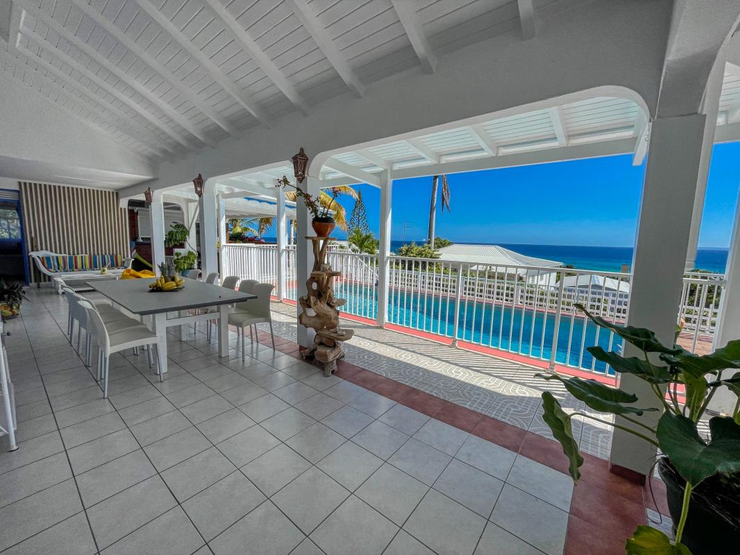 Villa à louer piscine vue mer en Guadeloupe - 