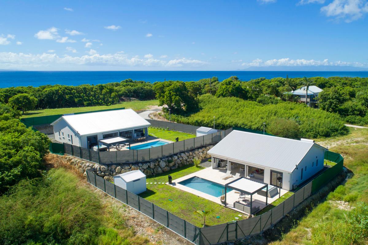 A louer en Guadeloupe villa haut de gamme - Vue ensemble 2 villas