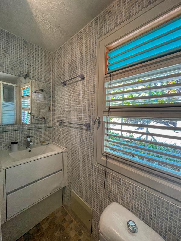 Villa à louer à 300m de la plage - salle de douche
