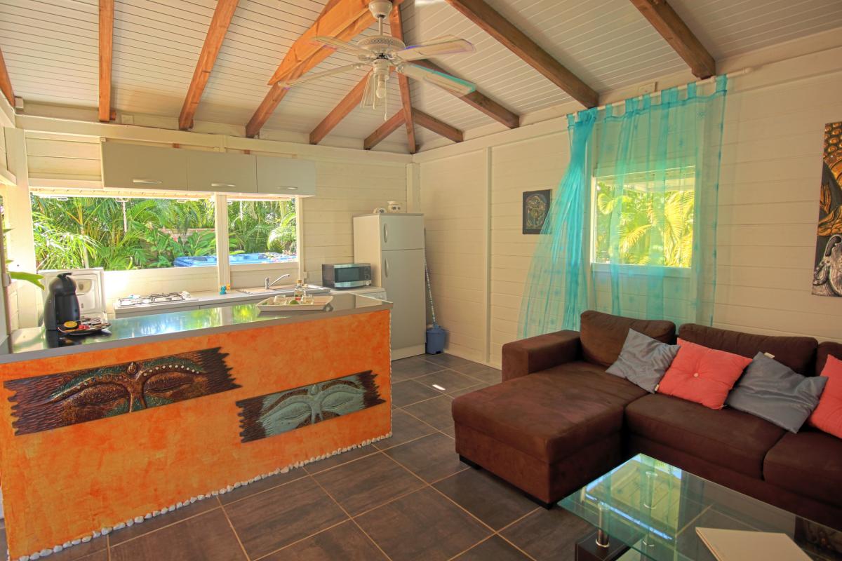 Location bungalow avec jacuzzi en Guadeloupe - Cuisine