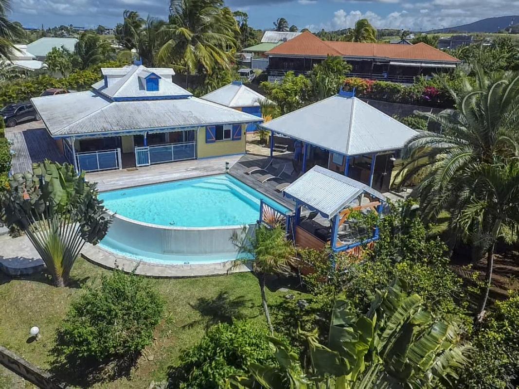 A louer villa Guadeloupe sainte rose - villa 4 chambres 8 personnes vue mer et piscine