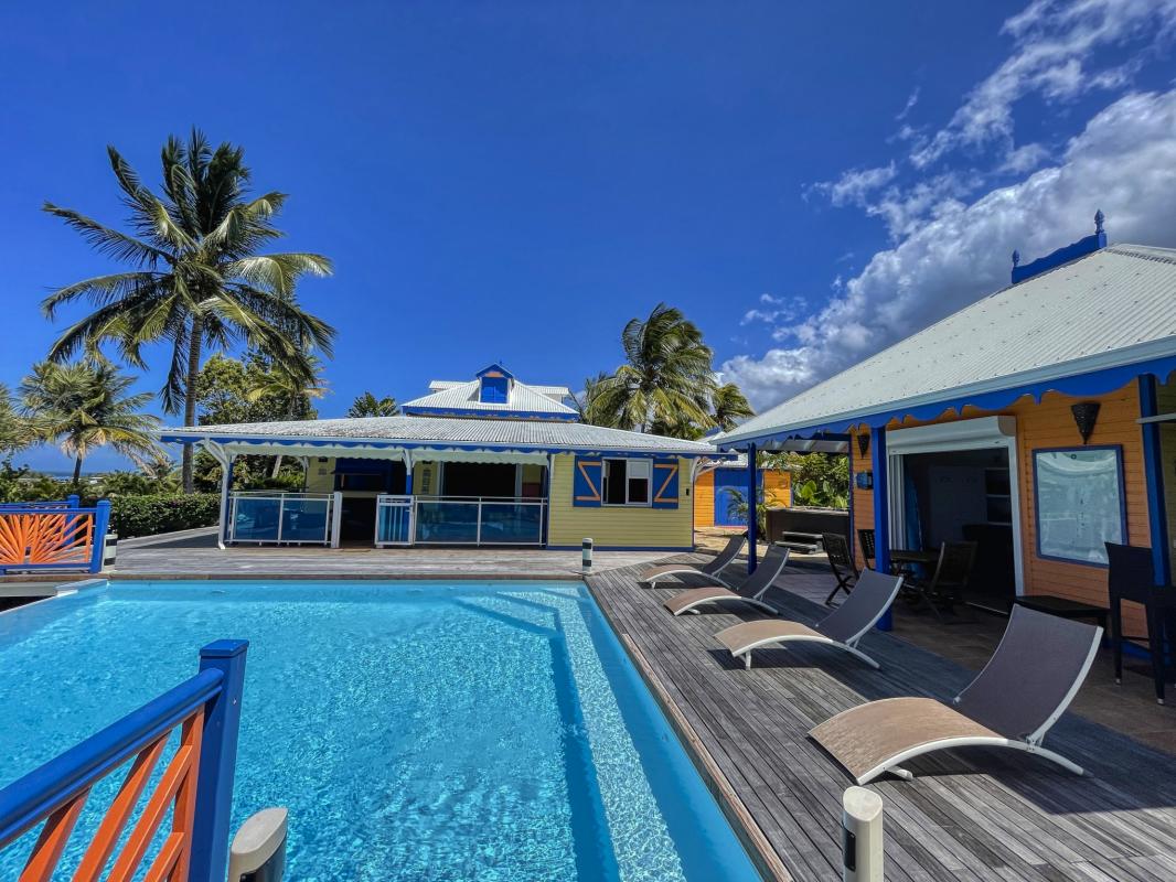 A louer villa Guadeloupe sainte rose - villa 4 chambres 8 personnes vue mer et piscine