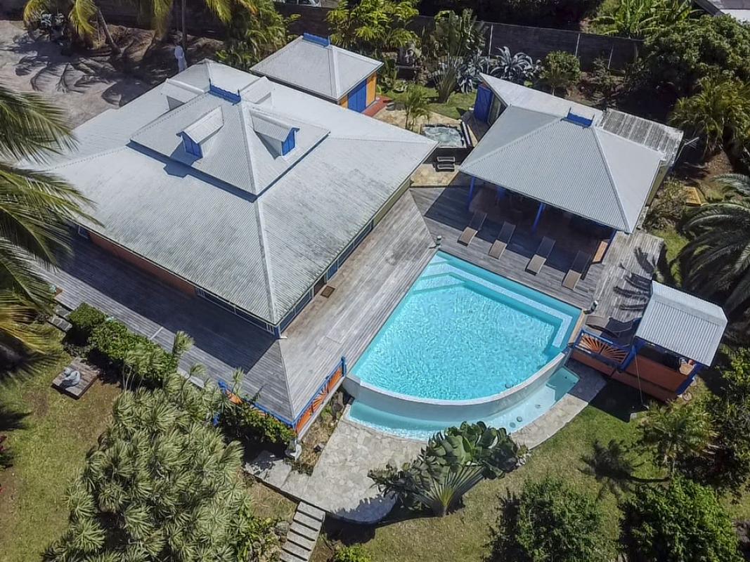 A louer villa Guadeloupe sainte rose - villa 4 chambres 8 personnes vue mer et piscine