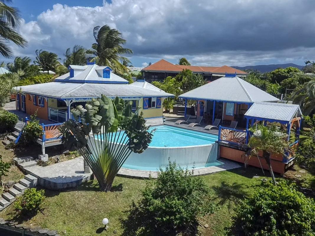 A louer villa Guadeloupe sainte rose - villa 4 chambres 8 personnes vue mer et piscine