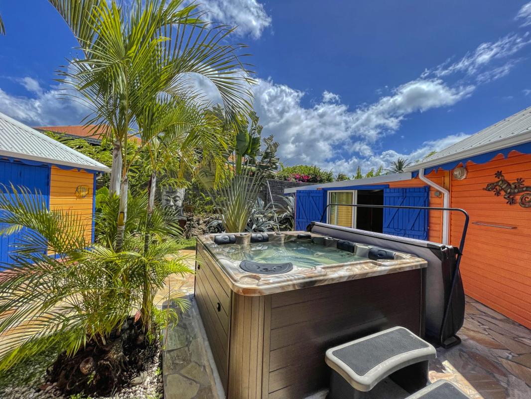 A louer villa Guadeloupe sainte rose - villa 4 chambres 8 personnes vue mer et piscine