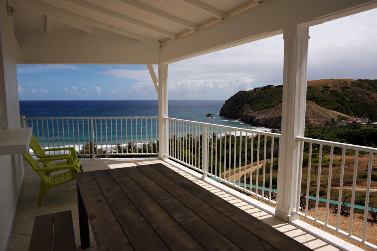 Rental villa with swimming pool and sea view - terrace of appartment 
