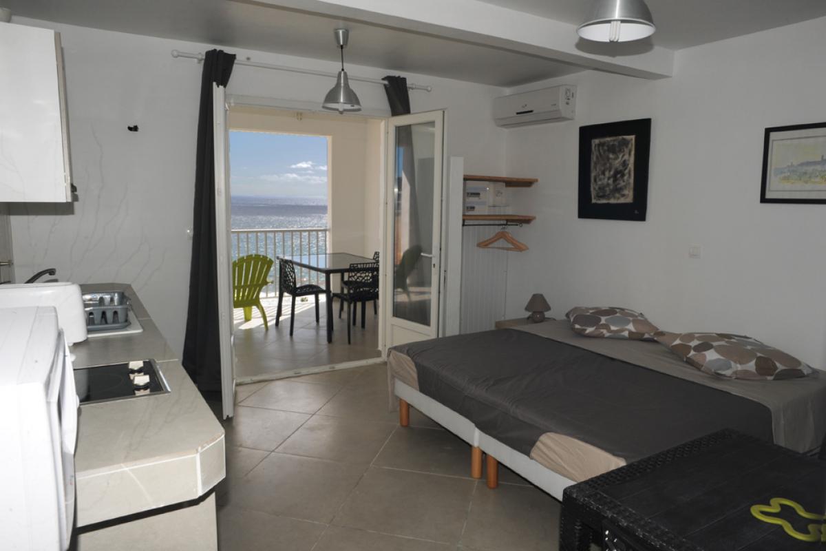 Rental villa with swimming pool and sea view - studio 2