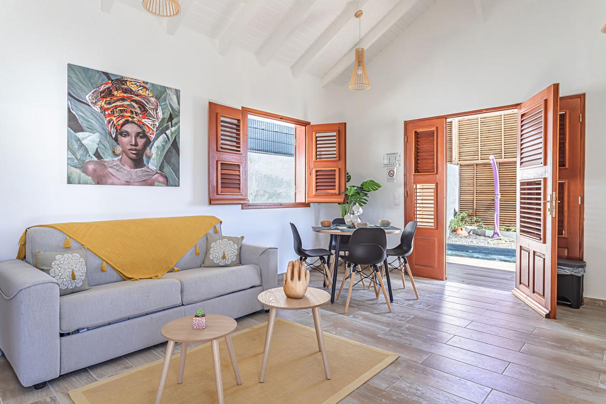 A louer Marie Galante Capesterre Guadeloupe bungalow 1 chambre 2 personnes avec jacuzzi