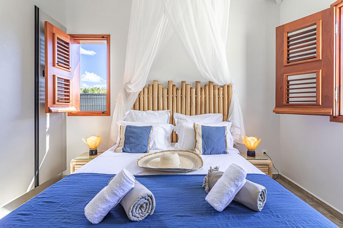 A louer Marie Galante Capesterre Guadeloupe bungalow 1 chambre 2 personnes avec jacuzzi