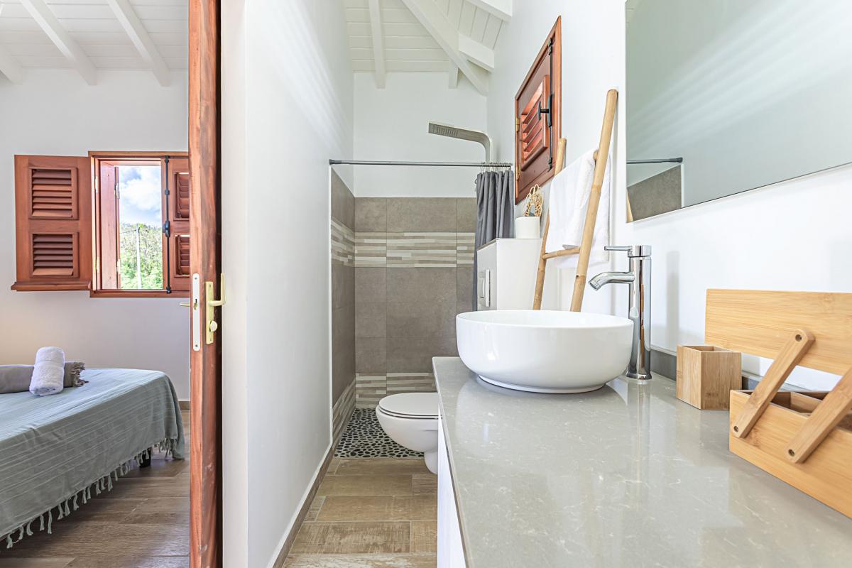 Location bungalow marie galante capesterre guadeloupe - 1 chambre 2 personnes et jacuzzi