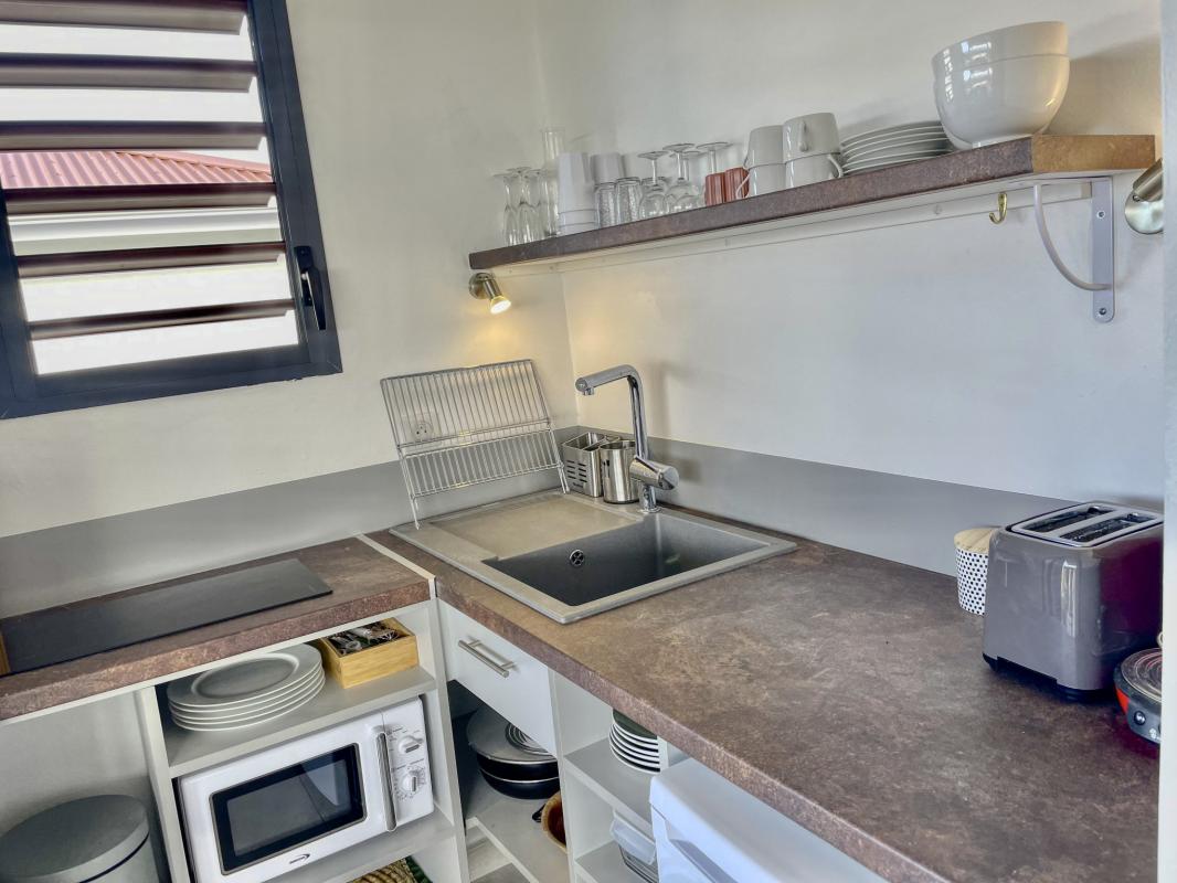 Location bungalow piscine Grand Bourg Marie Galante - Cuisine 