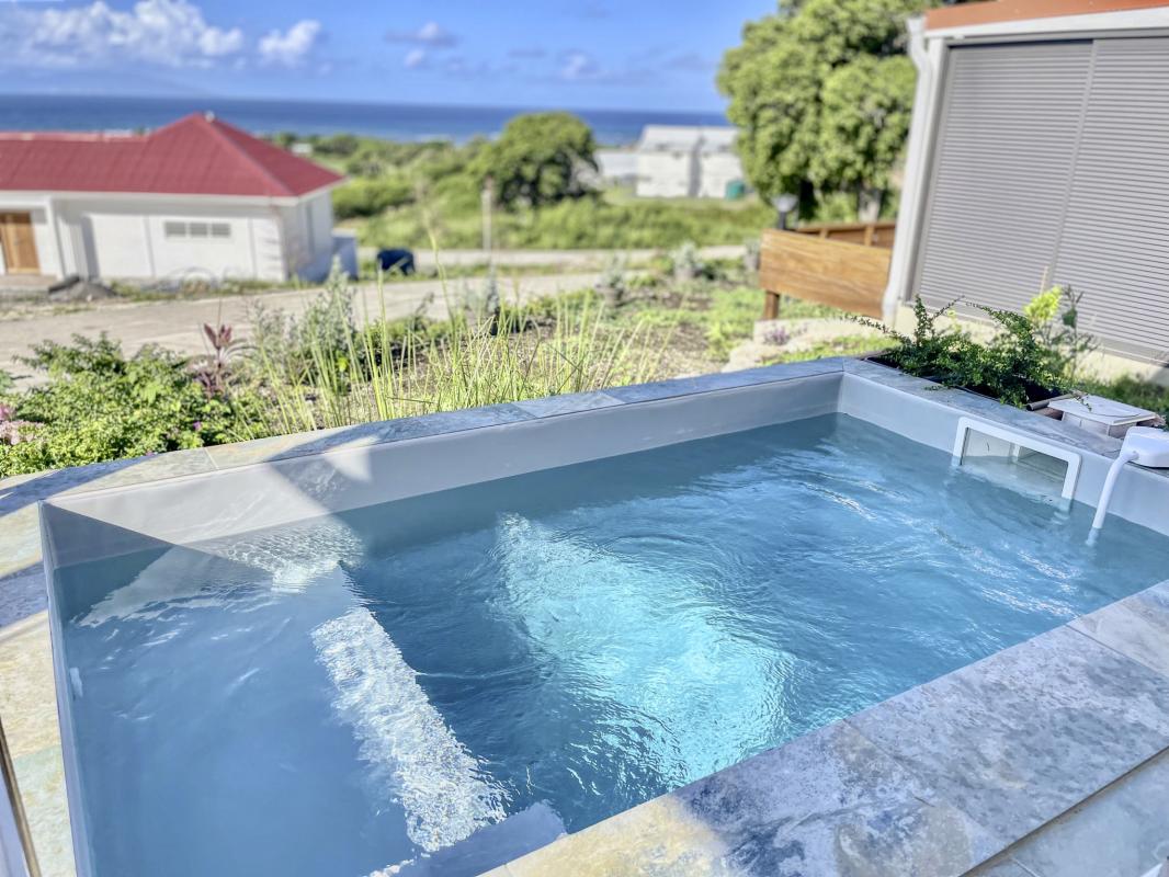 Location bungalow piscine Grand Bourg Marie Galante - Piscine