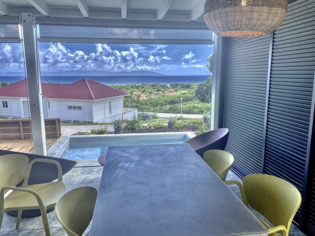 Location bungalow piscine Grand Bourg Marie Galante_ Terrasse 