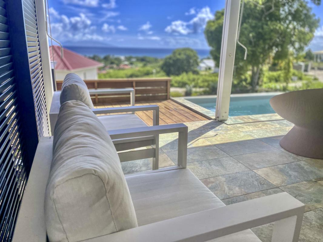Location bungalow piscine Grand Bourg Marie Galante_ Terrasse 