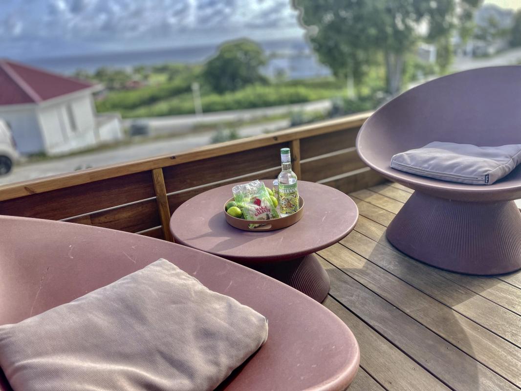 Location bungalow piscine Grand Bourg Marie Galante_ Terrasse 