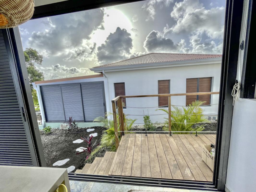 Location bungalow piscine Grand Bourg Marie Galante_ Terrasse 