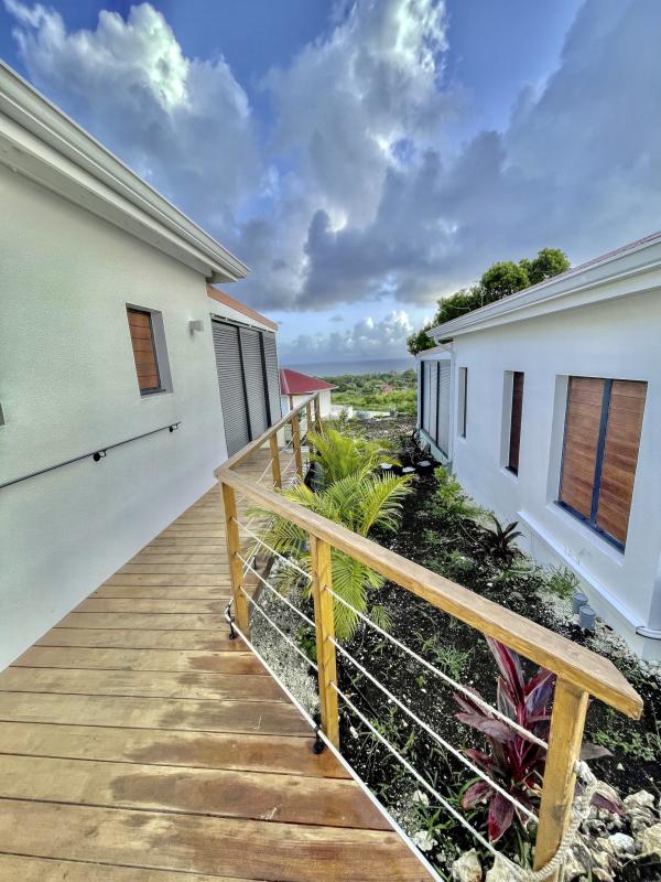 Location bungalow piscine Grand Bourg Marie Galante_ Terrasse 