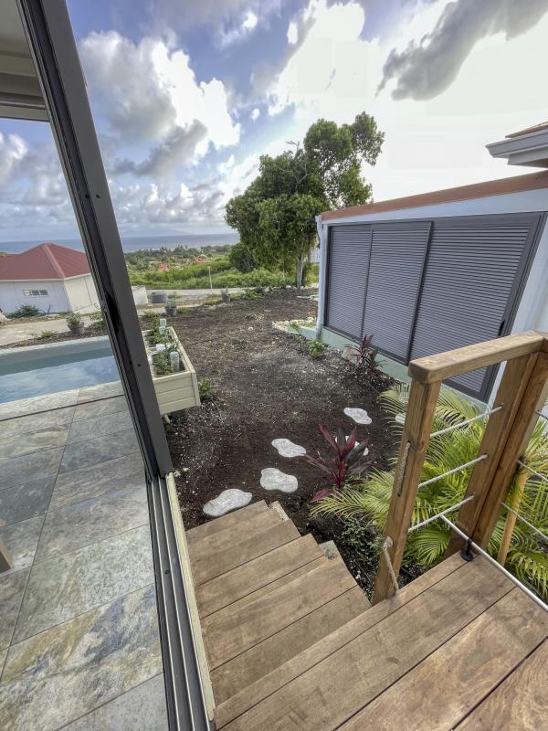 Location bungalow piscine Grand Bourg Marie Galante_ Terrasse 