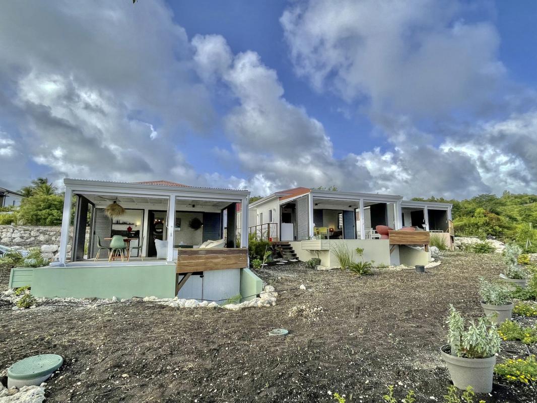 Location-bungalow-piscine-Grand-Bourg-Marie-Galante_ Vue d'ensemble