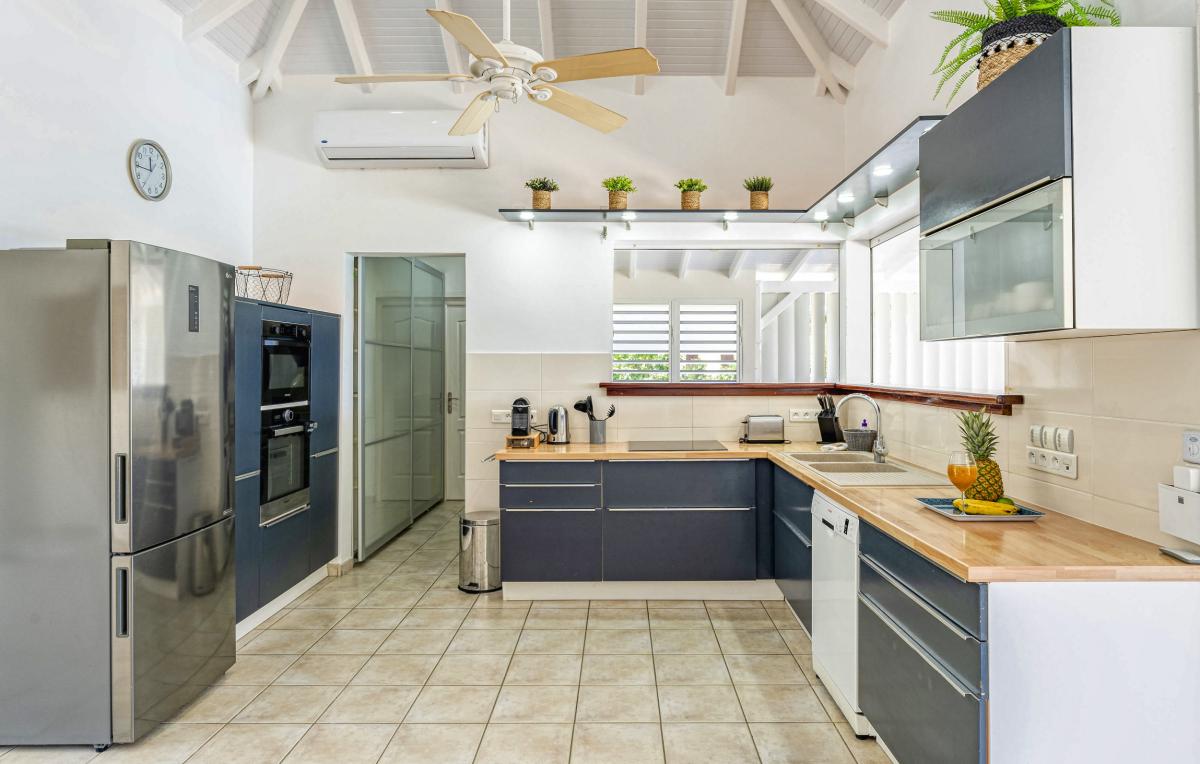Location villa Grand Bourg Marie Galante_ Cuisine 